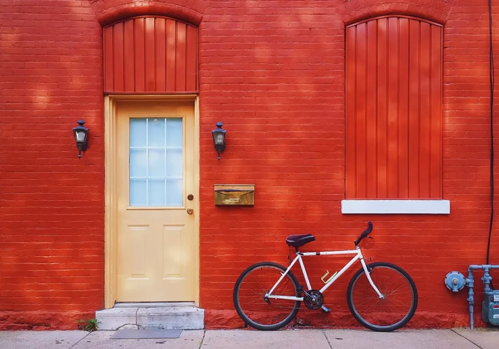 wood-house-window-bicycle-home-wall-106853-pxhere-65de3991bb-1024x717